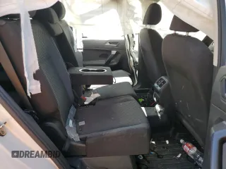 2021 Volkswagen Tiguan S z VIN 3VV1B7AX8MM065752, wystawiony jako Copart lot #62013905 z przebiegiem Nie podano mil oraz Szkoda całkowita • Salvage title. Historia ofert i sprzedaży dostępna na DreamBid. Obrazek 11.
