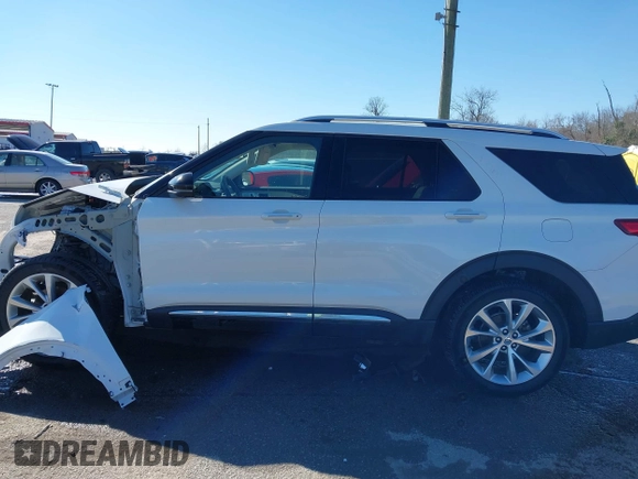 2021 Ford Explorer Platinum with VIN 1FM5K8HCXMGA11853, listed as a IAAI auction lot 41571946 with 37,193 mi miles. Bid and sale history available at carsss.com. Image 15.