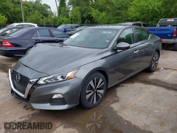 2022 Nissan Altima SV z VIN 1N4BL4DV5NN388453, wystawiony jako IAAI lot #42439418 z przebiegiem 37 066 mil mil oraz . Historia ofert i sprzedaży dostępna na DreamBid. Obrazek 2.
