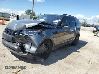 2019 Land Rover Discovery HSE with VIN SALRR2RVXK2406889, listed as a Copart auction lot 70643184 with Not Provided miles and Salvage Title. Bid and sale history available at carsss.com. Image 1.