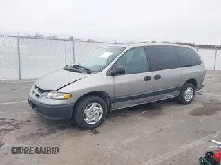 1996 Dodge Caravan Sport with VIN 2B4GP4436TR674232, listed as a IAAI auction lot 40867647 with Not Provided miles and . Bid and sale history available at carsss.com. Image 2.