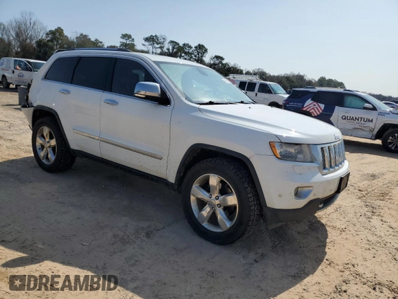 2013 Jeep Grand Cherokee Overland with VIN 1C4RJECT0DC655349, listed as a Copart auction lot 45114775 with 183,113 mi miles and Salvage Title. Bid and sale history available at carsss.com. Image 4.