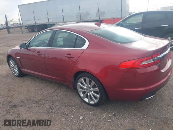 2013 Jaguar XF V6 SC with VIN SAJWJ0EF2D8S84213, listed as a IAAI auction lot 40407546 with 1 mi miles. Bid and sale history available at carsss.com. Image 3.
