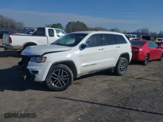 2019 Jeep Grand Cherokee Limited with VIN 1C4RJFBG3KC734697, listed as a IAAI auction lot 41645913 with 128,419 mi miles. Bid and sale history available at carsss.com. Image 17.