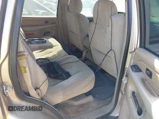 2005 Chevrolet Tahoe LS with VIN 1GNEC13V65J249079, listed as a IAAI auction lot 42127866 with 243,705 mi miles. Bid and sale history available at carsss.com. Image 8.