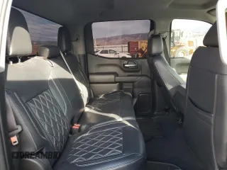 2022 Chevrolet Silverado 1500 Custom with VIN 3GCPABEKXNG501062, listed as a Copart auction lot 86687894 with 37,879 mi miles and Salvage Title. Bid and sale history available at DreamBid. Image 10.