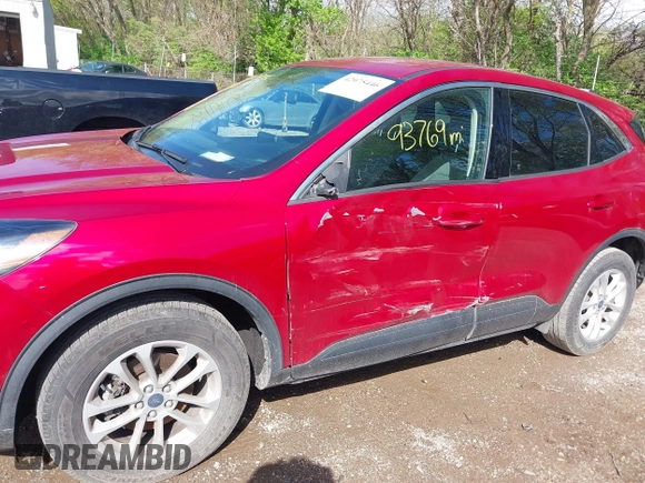 2020 Ford Escape SE z VIN 1FMCU9G64LUC69806, wystawiony jako IAAI lot #42075446 z przebiegiem 93 769 mil mil oraz . Historia ofert i sprzedaży dostępna na DreamBid. Obrazek 6.