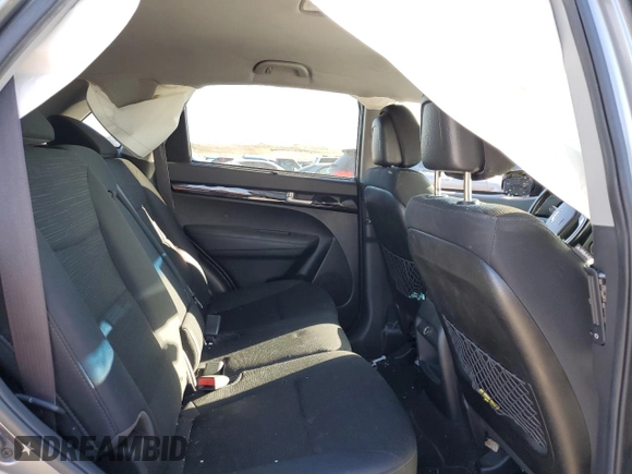 2015 Kia Sorento LX with VIN 5XYKTCA62FG553241, listed as a Copart auction lot 63817065 with 183,606 mi miles and Salvage title. Bid and sale history available at DreamBid. Image 10.