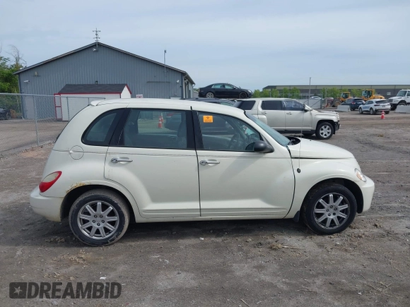 2008 Chrysler PT Cruiser z VIN 3A8FY48B88T103674, wystawiony jako IAAI lot #42352635 z przebiegiem 195 870 mil mil oraz . Historia ofert i sprzedaży dostępna na DreamBid. Obrazek 13.