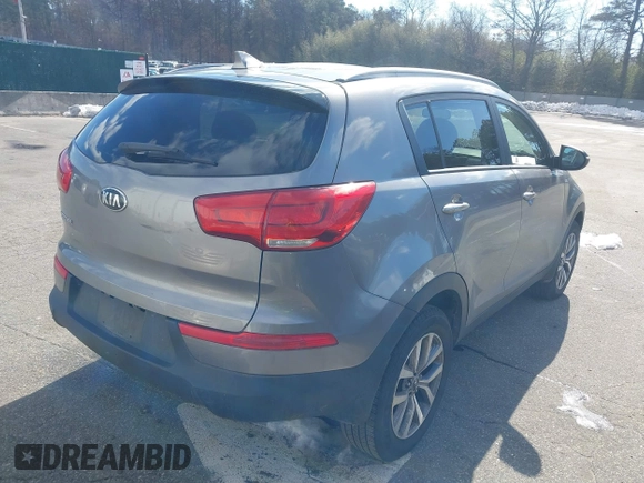 2015 Kia Sportage LX with VIN KNDPBCAC9F7671332, listed as a IAAI auction lot 41595834 with 146,535 mi miles and . Bid and sale history available at carsss.com. Image 4.