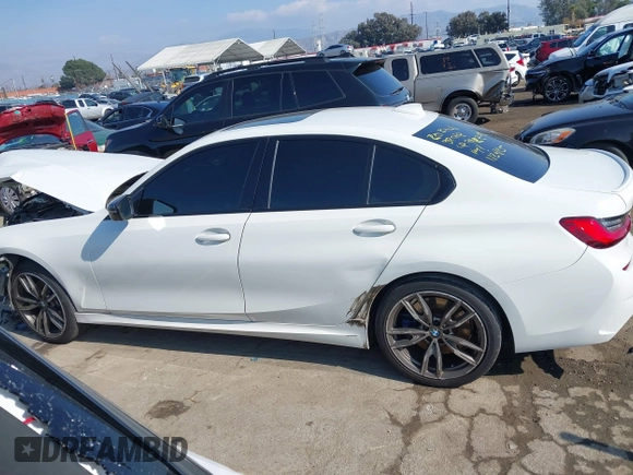 2020 BMW 3 Series M340i with VIN 3MW5U7J03L8B43176, listed as a IAAI auction lot 41450902 with 61,118 mi miles. Bid and sale history available at carsss.com. Image 14.