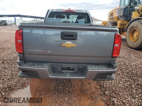 2020 Chevrolet Colorado 2WD Work Truck z VIN 1GCHSBEN7L1107056, wystawiony jako Copart lot #59054995 z przebiegiem 25 708 mil mil oraz Szkoda całkowita • Salvage title. Historia ofert i sprzedaży dostępna na DreamBid. Obrazek 6.