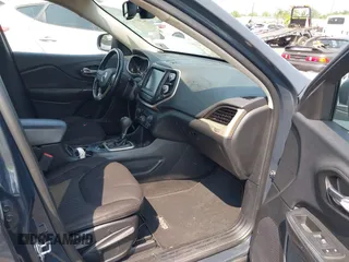 2017 Jeep Cherokee Latitude с VIN 1C4PJLCB7HW507397, выставлен на аукционе IAAI как лот 42382161 с пробегом 87 359 миль миль и . История ставок и продаж доступна на DreamBid. Изображение 5.