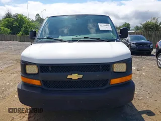 2017 Chevrolet Express Cargo z VIN 1GCWGAFF6H1147484, wystawiony jako IAAI lot #42280800 z przebiegiem 207 357 mil mil oraz . Historia ofert i sprzedaży dostępna na DreamBid. Obrazek 6.