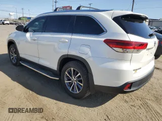 2019 Toyota Highlander SE z VIN 5TDJZRFH3KS943706, wystawiony jako Copart lot #51982925 z przebiegiem 62 596 mil mil oraz Szkoda całkowita • Salvage title. Historia ofert i sprzedaży dostępna na DreamBid. Obrazek 2.
