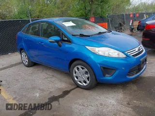 2013 Ford Fiesta SE with VIN 3FADP4BJ5DM177081, listed as a IAAI auction lot 42082170 with 109,036 mi miles. Bid and sale history available at carsss.com. Image 1.