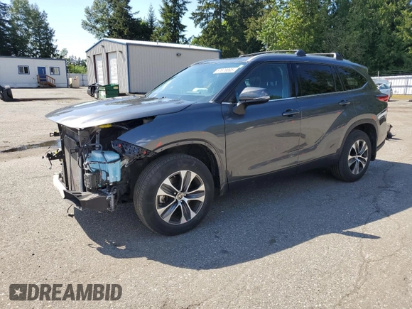 2022 Toyota Highlander XLE with VIN 5TDGZRBH3NS594857, listed as a Copart auction lot 57678895 with 21,899 mi miles and Salvage title. Bid and sale history available at DreamBid. Image 1.