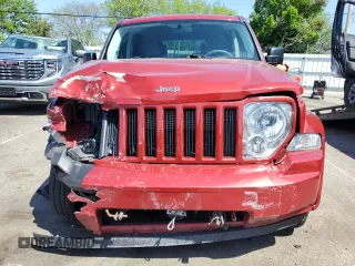 2008 Jeep Liberty Sport z VIN 1J8GN28K68W143375, wystawiony jako Copart lot #56186215 z przebiegiem 64 472 mil mil oraz Szkoda całkowita • Salvage title. Historia ofert i sprzedaży dostępna na DreamBid. Obrazek 5.