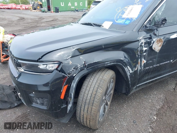 2023 Jeep Grand Cherokee Overland with VIN 1C4RJHDG2PC516797, listed as a IAAI auction lot 42026063 with 25,808 mi miles and . Bid and sale history available at DreamBid. Image 16.