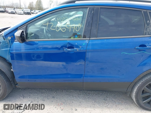 2017 Ford Escape SE with VIN 1FMCU0G94HUE90206, listed as a IAAI auction lot 42069904 with 86,883 mi miles. Bid and sale history available at carsss.com. Image 15.