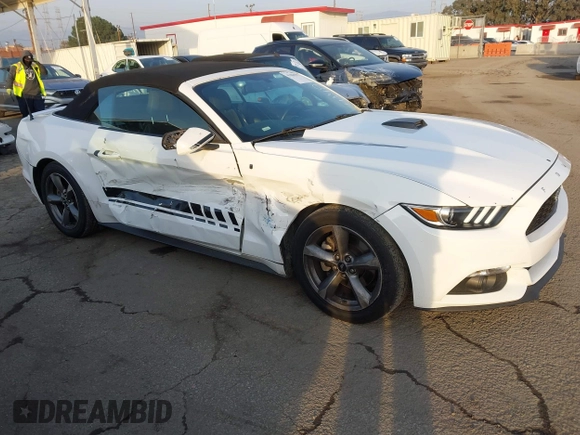 2016 Ford Mustang V6 z VIN 1FATP8EMXG5243434, wystawiony jako IAAI lot #41484039 z przebiegiem 131 032 mil mil oraz . Historia ofert i sprzedaży dostępna na DreamBid. Obrazek 1.