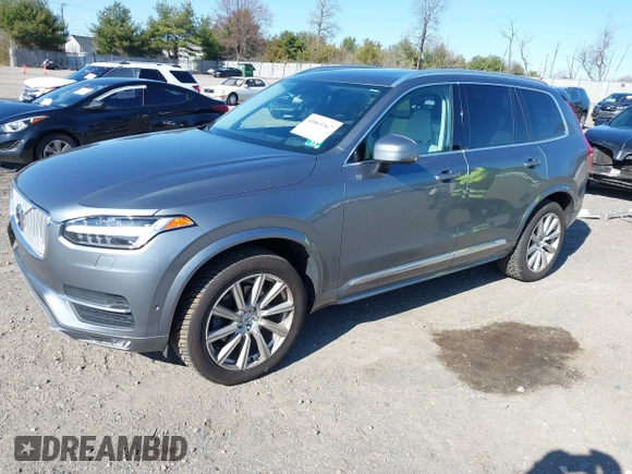 2016 Volvo XC90 T6 Inscription with VIN YV4A22PL4G1059807, listed as a IAAI auction lot 41863367 with 80,582 mi miles. Bid and sale history available at carsss.com. Image 2.