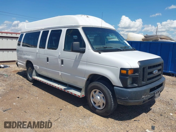 2012 Ford Econoline Cargo Commercial z VIN 1FTNS2EW8CDA92514, wystawiony jako IAAI lot #42455632 z przebiegiem 280 019 mil mil oraz . Historia ofert i sprzedaży dostępna na DreamBid. Obrazek 1.