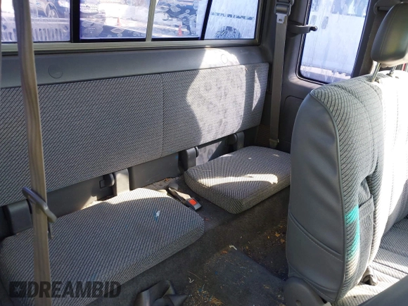 1993 Toyota Pickup with VIN JT4VN93D3P5037082, listed as a IAAI auction lot 42429972 with 187,284 mi miles and . Bid and sale history available at DreamBid. Image 8.