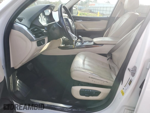 2016 BMW X5 sDrive35i with VIN 5UXKR2C56G0H42674, listed as a Copart auction lot 45086945 with 246,410 mi miles and Salvage Title. Bid and sale history available at carsss.com. Image 7.