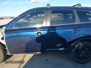 2018 Mitsubishi Outlander SE with VIN JA4AD3A34JZ028412, listed as a IAAI auction lot 41282094 with 88,020 mi miles and . Bid and sale history available at DreamBid. Image 15.