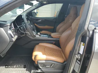 2022 Audi RS Q8 z VIN WU1ARBF16ND009570, wystawiony jako Copart lot #49297875 z przebiegiem 22 695 mil mil oraz Szkoda całkowita • Salvage title. Historia ofert i sprzedaży dostępna na DreamBid. Obrazek 7.