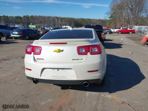 2014 Chevrolet Malibu LTZ with VIN 1G11J5SX7EF204252, listed as a IAAI auction lot 41439734 with 193,123 mi miles. Bid and sale history available at carsss.com. Image 16.
