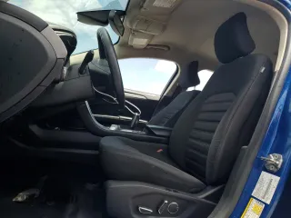 2017 Ford Fusion Hybrid SE z VIN 3FA6P0LU6HR319103, wystawiony jako Copart lot #58494695 z przebiegiem 104 483 mil mil oraz Szkoda całkowita • Salvage title. Historia ofert i sprzedaży dostępna na DreamBid. Obrazek 7.