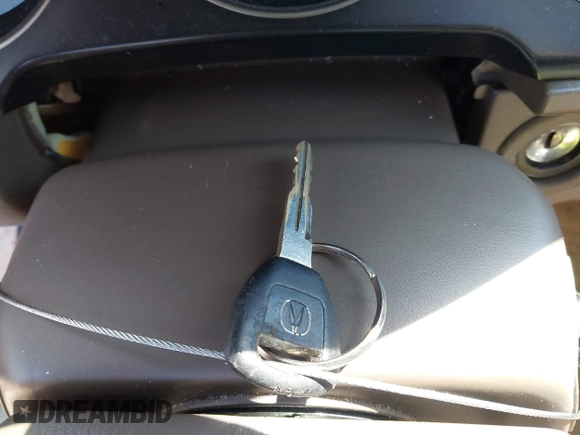 2004 Acura RL w/Navigation System with VIN JH4KA96634C006366, listed as a IAAI auction lot 42054689 with 350,809 mi miles. Bid and sale history available at carsss.com. Image 11.