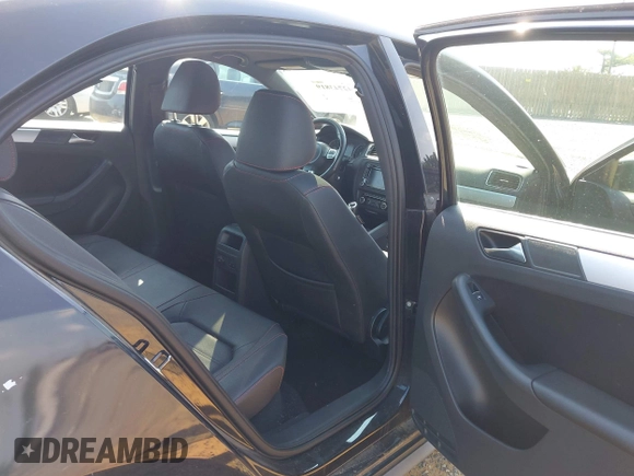 2012 Volkswagen Jetta Autobahn with VIN 3VW5A7AJ7CM015239, listed as a IAAI auction lot 42743819 with 83,739 mi miles and . Bid and sale history available at DreamBid. Image 8.