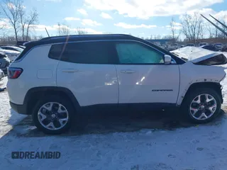2020 Jeep Compass Limited with VIN 3C4NJDCB6LT146319, listed as a IAAI auction lot 41307313 with 88,894 mi miles. Bid and sale history available at carsss.com. Image 14.