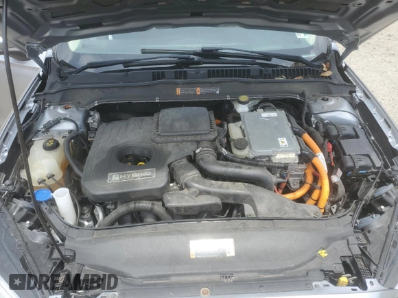2020 Ford Fusion SE with VIN 3FA6P0LUXLR211723, listed as a Copart auction lot 58204165 with Not provided miles and Salvage title. Bid and sale history available at DreamBid. Image 11.
