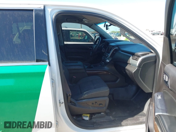 2015 Chevrolet Tahoe Commercial z VIN 1GNLC2EC8FR255526, wystawiony jako IAAI lot #42538320 z przebiegiem 165 502 mil mil oraz . Historia ofert i sprzedaży dostępna na DreamBid. Obrazek 5.