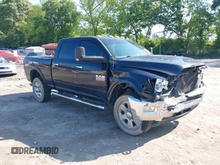 2017 Ram 2500 Big Horn z VIN 3C6UR5DL9HG628274, wystawiony jako IAAI lot #42205417 z przebiegiem 170 000 mil mil oraz . Historia ofert i sprzedaży dostępna na DreamBid. Obrazek 1.