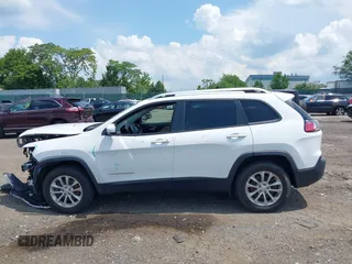 2020 Jeep Cherokee Latitude with VIN 1C4PJMCBXLD651472, listed as a IAAI auction lot 42590047 with 68,947 mi miles and . Bid and sale history available at DreamBid. Image 15.