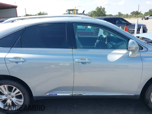 2010 Lexus RX 450h with VIN JTJBC1BA2A2013721, listed as a IAAI auction lot 42203700 with 120,801 mi miles and . Bid and sale history available at DreamBid. Image 13.