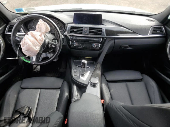 2018 BMW 3 Series 330i xDrive with VIN WBA8D9G58JNU66872, listed as a Copart auction lot 49482245 with 58,467 mi miles and Salvage title. Bid and sale history available at DreamBid. Image 8.