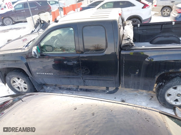 2010 Chevrolet Silverado 1500 LT with VIN 1GCSKSE33AZ121362, listed as a IAAI auction lot 41554626 with 232,076 mi miles. Bid and sale history available at carsss.com. Image 14.