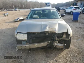 2008 Chrysler 300 LX with VIN 2C3KA43R88H330925, listed as a Copart auction lot 44321755 with 152,492 mi miles and Salvage Title. Bid and sale history available at carsss.com. Image 5.