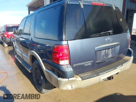 2005 Ford Expedition Eddie Bauer with VIN 1FMFU18555LA97198, listed as a IAAI auction lot 41256088 with 191,868 mi miles. Bid and sale history available at carsss.com. Image 6.