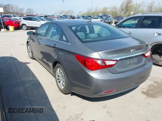 2013 Hyundai Sonata GLS with VIN 5NPEB4AC3DH595421, listed as a IAAI auction lot 42072919 with Not Provided miles and . Bid and sale history available at DreamBid. Image 3.