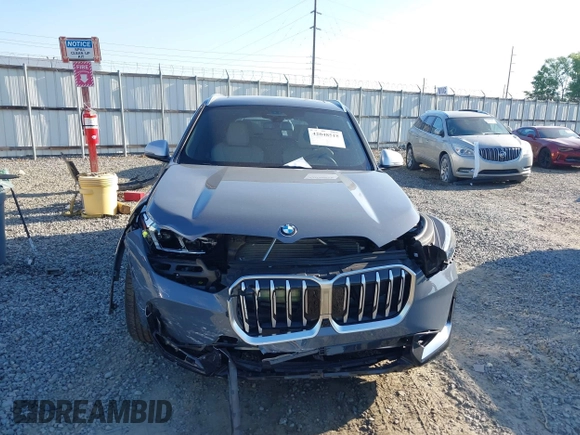 2024 BMW X1 xDrive28i with VIN WBX73EF02R5Y30881, listed as a IAAI auction lot 42048518 with 31,685 mi miles and . Bid and sale history available at DreamBid. Image 12.
