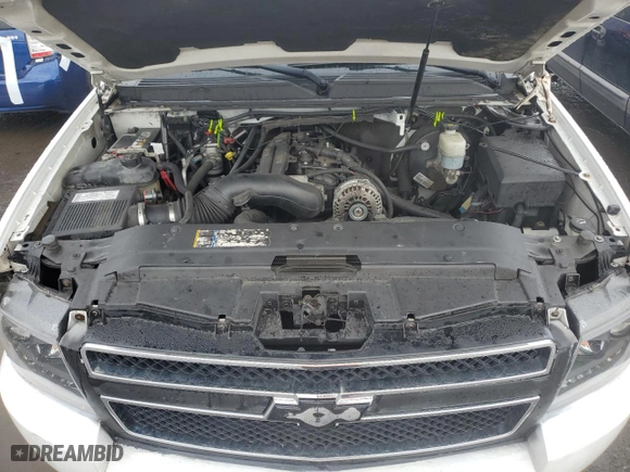 2007 Chevrolet Tahoe LT with VIN 1GNFK13007R325573, listed as a Copart auction lot 52205955 with 227,023 mi miles and Clean Title. Bid and sale history available at carsss.com. Image 12.
