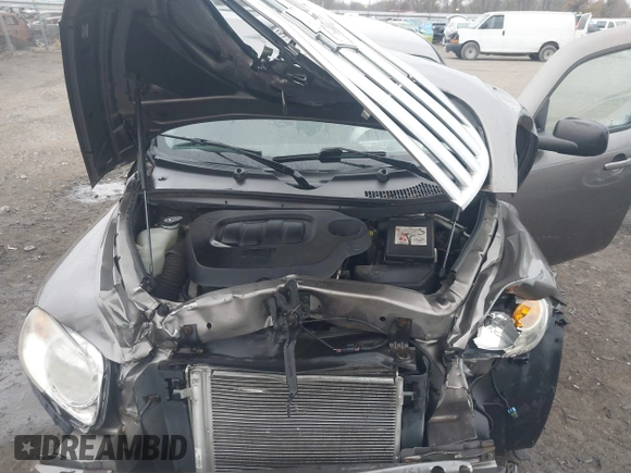 2011 Chevrolet HHR LS with VIN 3GNBAAFW5BS553088, listed as a IAAI auction lot 41017260 with 159,026 mi miles and . Bid and sale history available at DreamBid. Image 10.