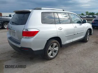 2013 Toyota Highlander Limited with VIN 5TDDK3EH9DS181923, listed as a IAAI auction lot 42139593 with 320,605 mi miles and . Bid and sale history available at DreamBid. Image 4.
